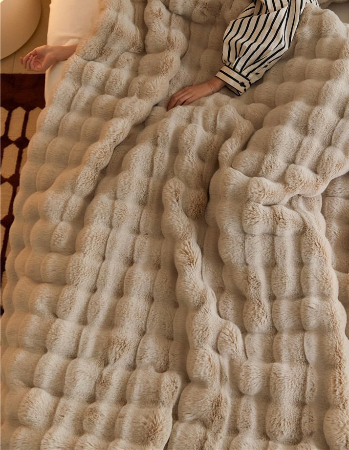 Oversized Luxe Faux Fur Blankets