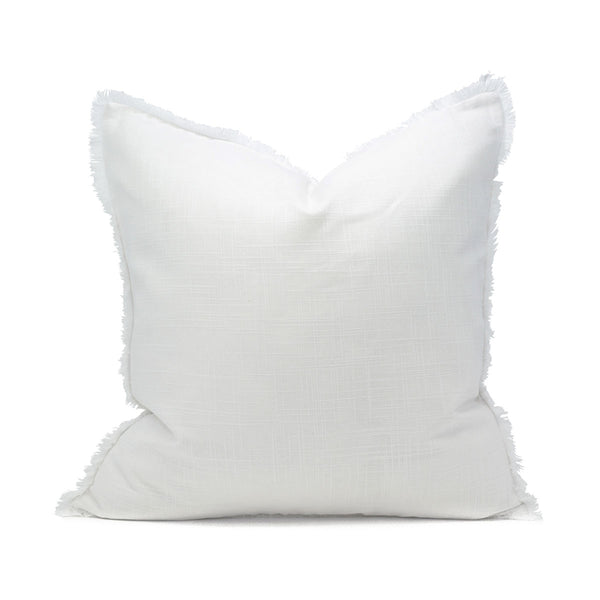 https://sovranohomedecor.com/cdn/shop/products/white-linen-fringe-accent-pillow-front_600x.jpg?v=1645649451